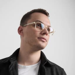 A profile image of Julian Paul